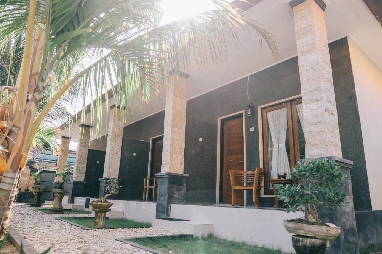 Cave Beach Bungalow Semaya Exteriör bild